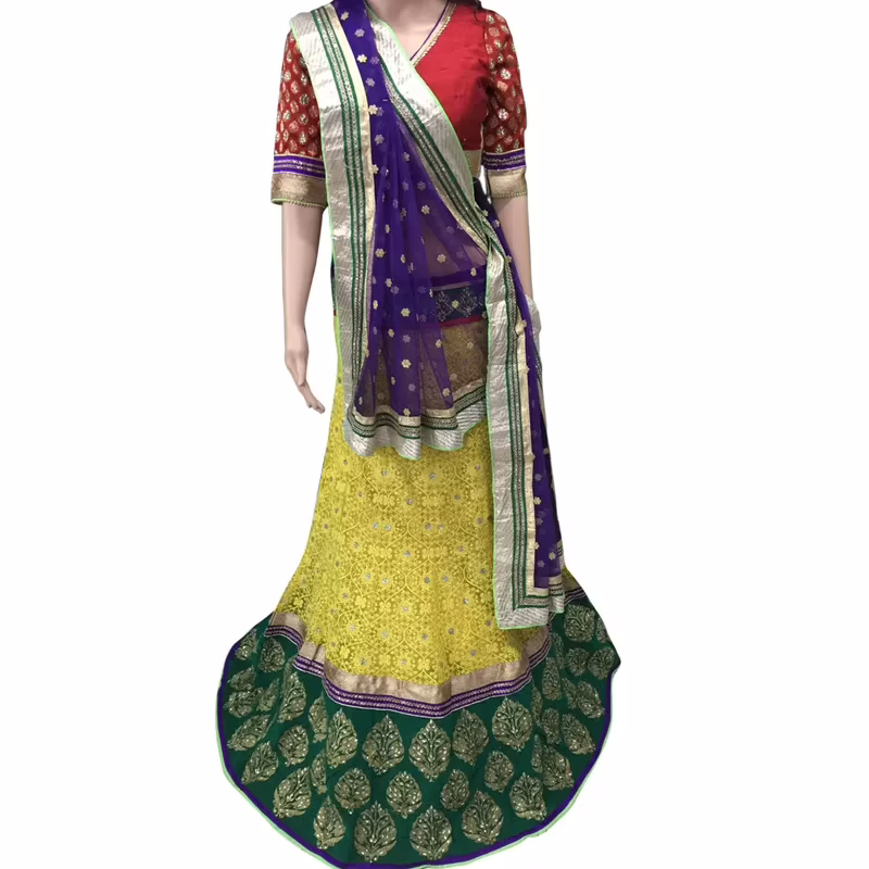 Viva N Diva Red And Green Colored Banarasi Silk And Georgette Saree