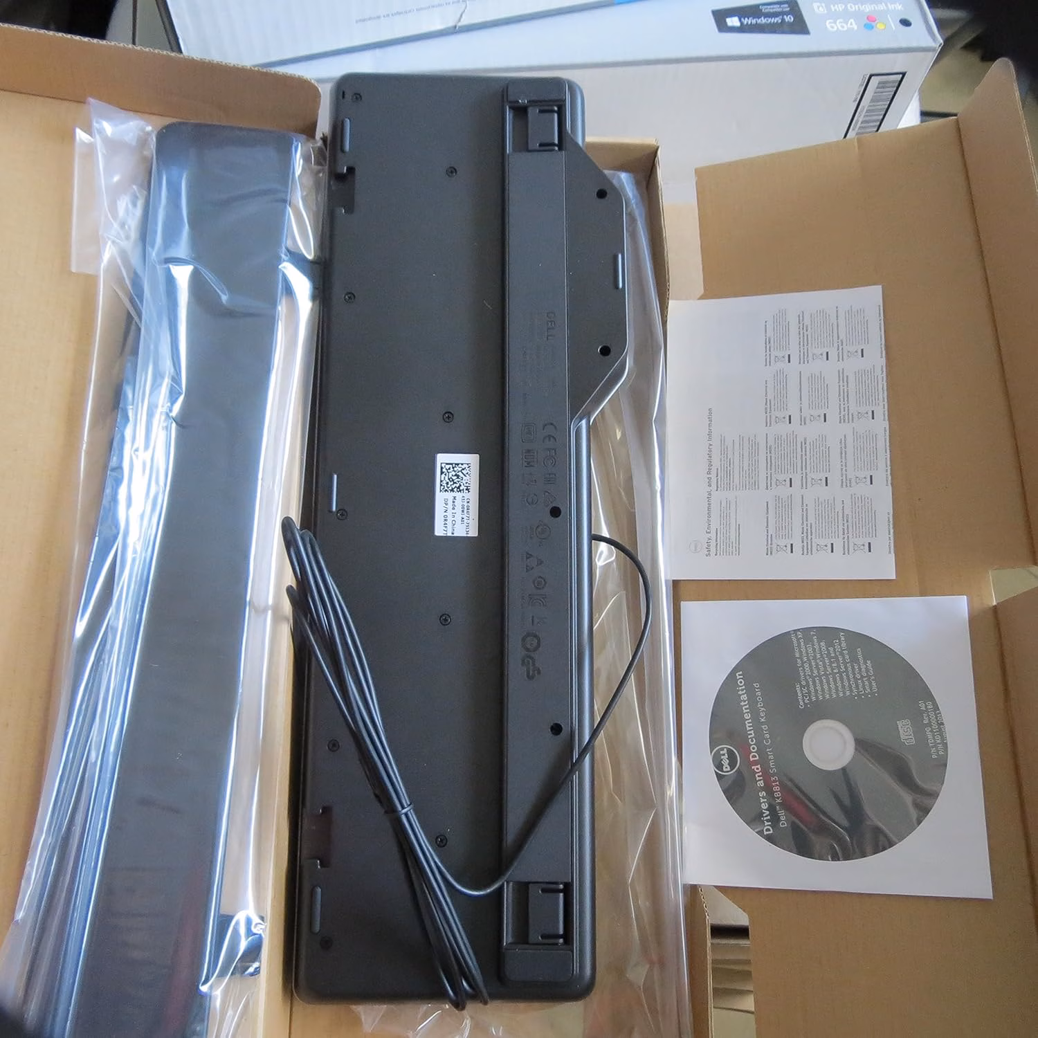 Dell KB813 Smartcard International English Wired USB Desktop Keyboard?(Black) - Image 3